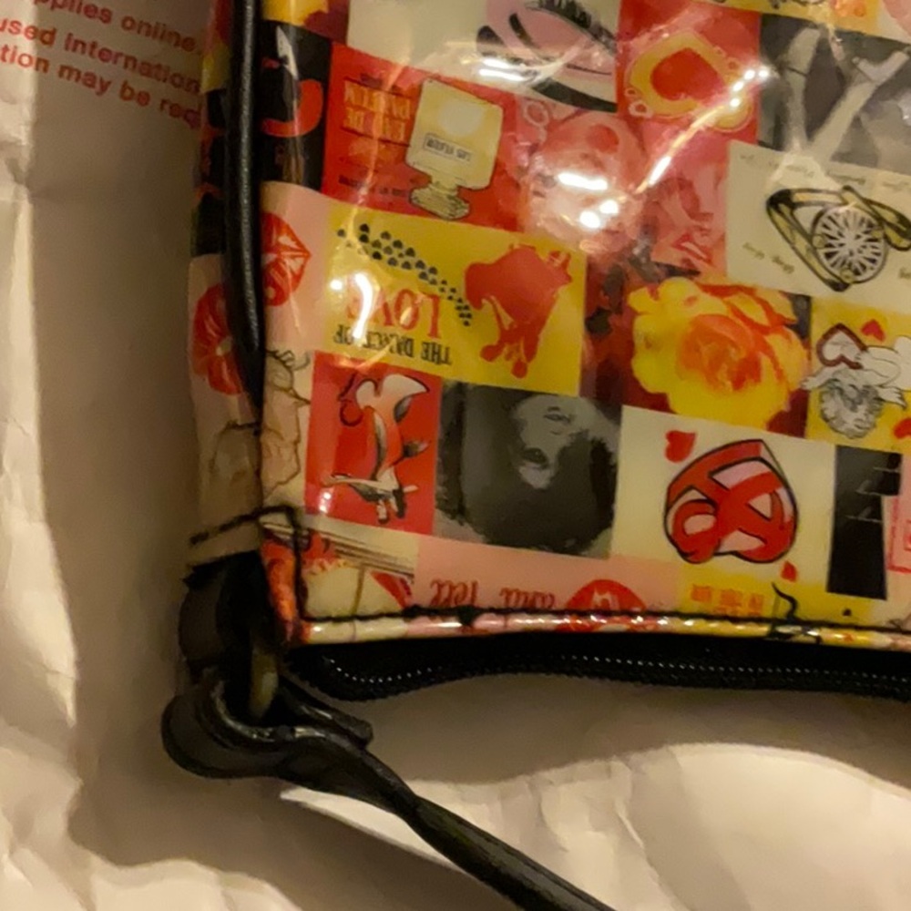 Relic Colorful Handbag Purse Short Strap Kiss & Tell Phone Me The Dance of Love - Picture 3 of 16